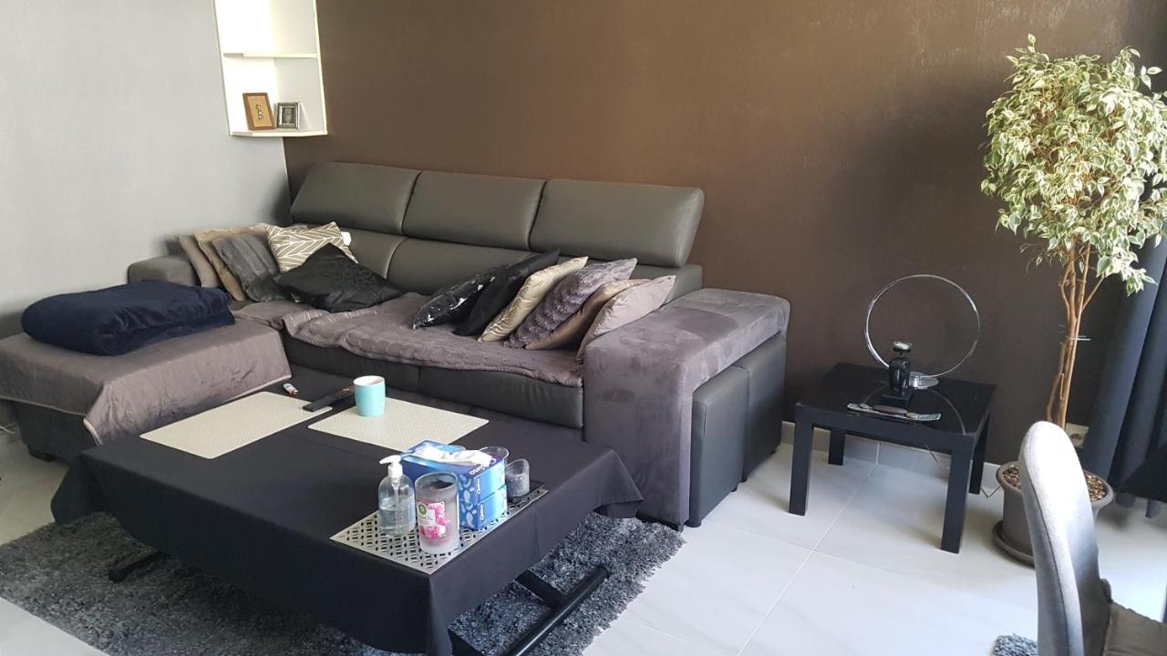 Appartement F3 เบอซองซง ภายนอก รูปภาพ