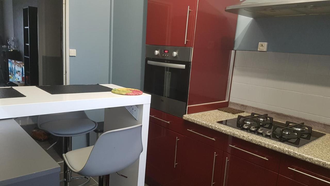 Appartement F3 เบอซองซง ภายนอก รูปภาพ