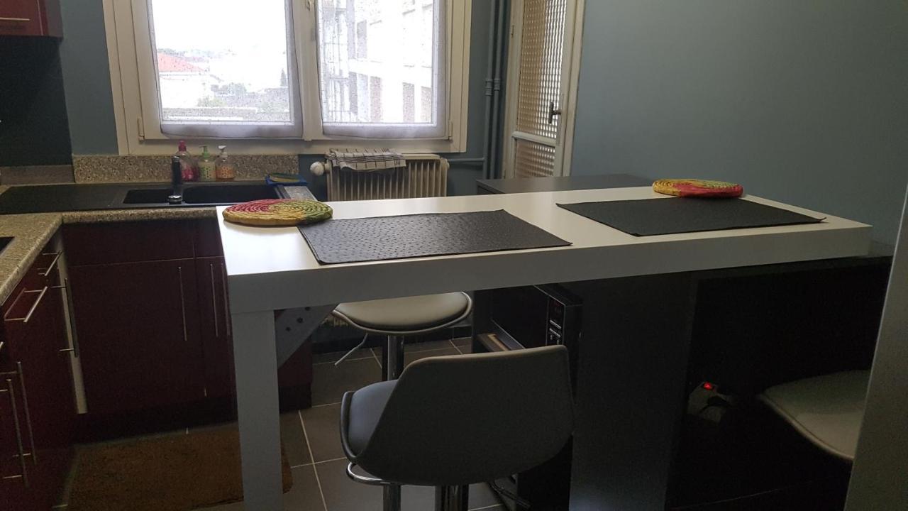 Appartement F3 เบอซองซง ภายนอก รูปภาพ